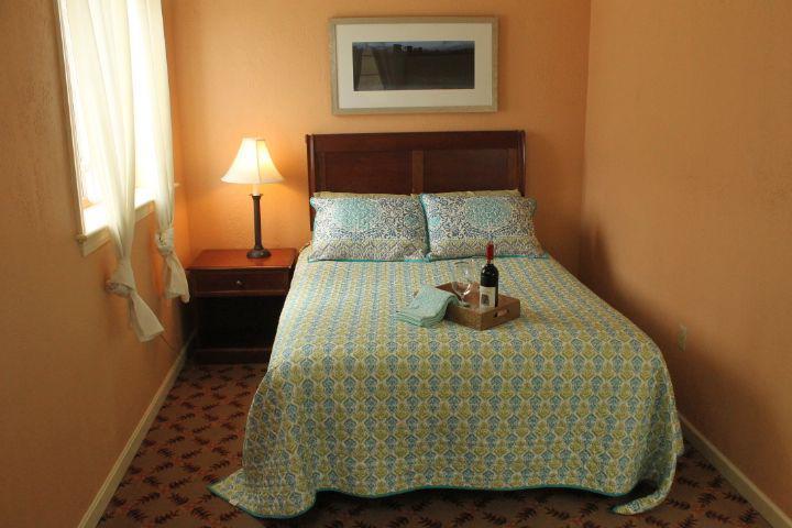 Mccali Manor, Llc Aparthotel Mount Pleasant Bagian luar foto
